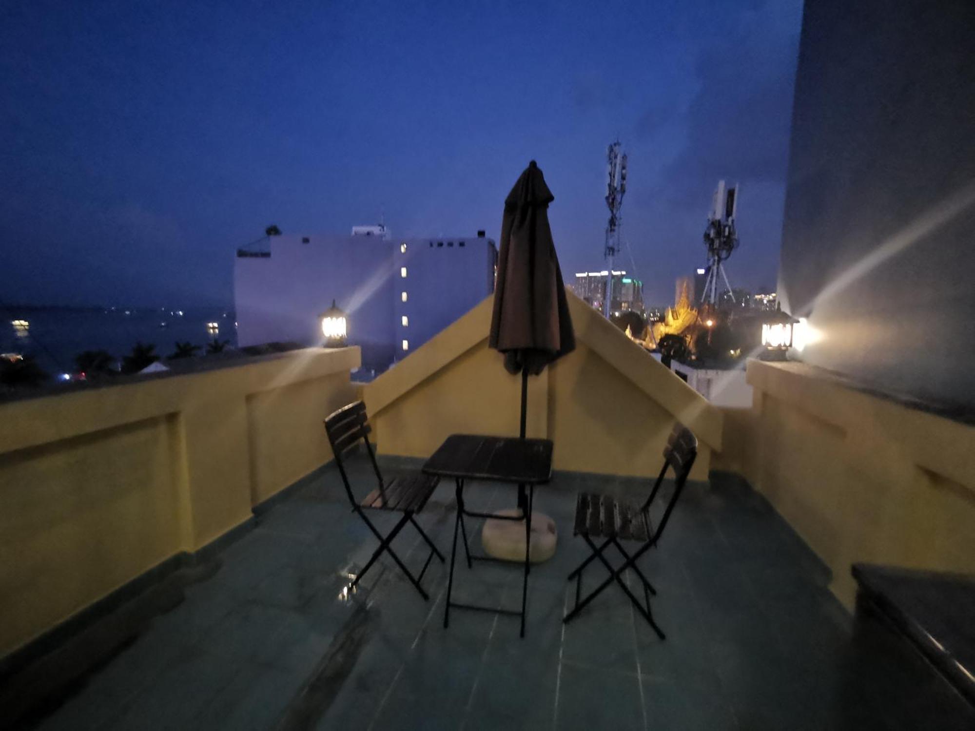 Sovanphum Riverside Phnom Penh Værelse billede